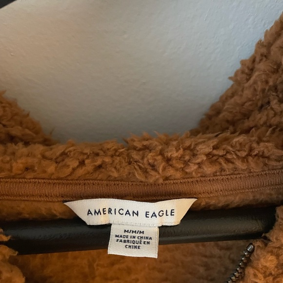 American Eagle Sherpa Zip Up - Picture 3 of 3